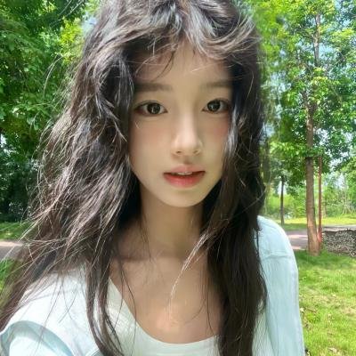 红色尾翼